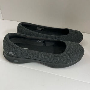 Skechers Women's Gray Flats